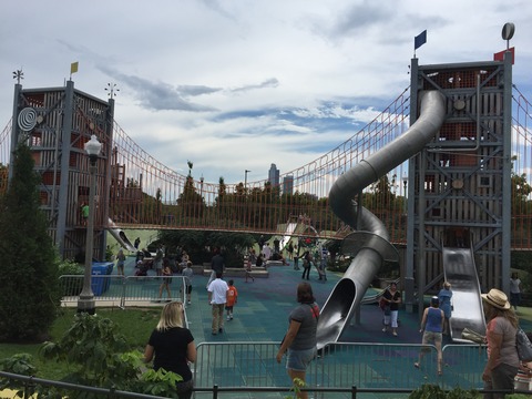 シカゴ１日目 直行便でシカゴへ、ミレニアムパークで遊ぶ