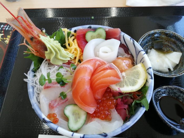 海幸の海鮮丼